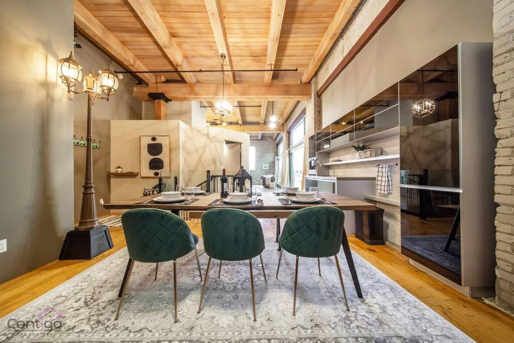 Historic Jd Loft, Near Ice District, Rogers Place, Ug Parking Edmonton Eksteriør bilde