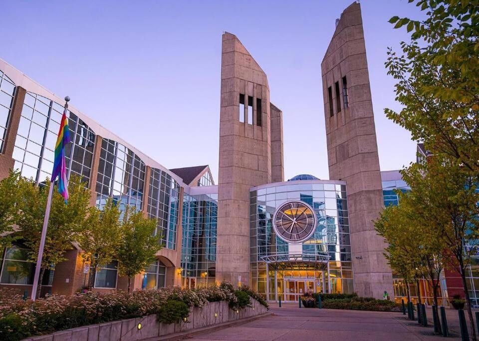 Historic Jd Loft, Near Ice District, Rogers Place, Ug Parking Edmonton Eksteriør bilde